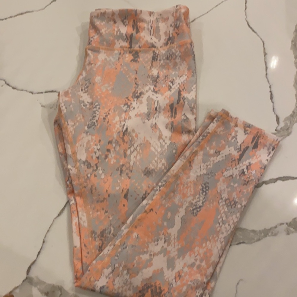 Never worn Alo tight